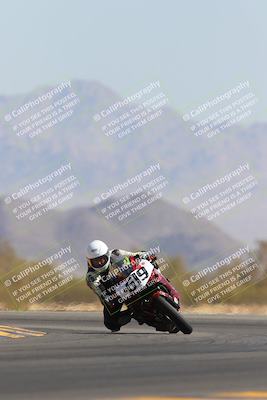 media/Apr-09-2023-SoCal Trackdays (Sun) [[333f347954]]/Turn 14 (1015am)/